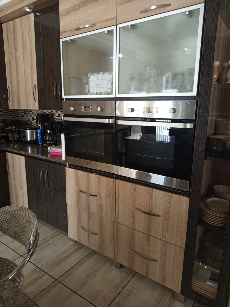 3 Bedroom Property for Sale in Orkney North West